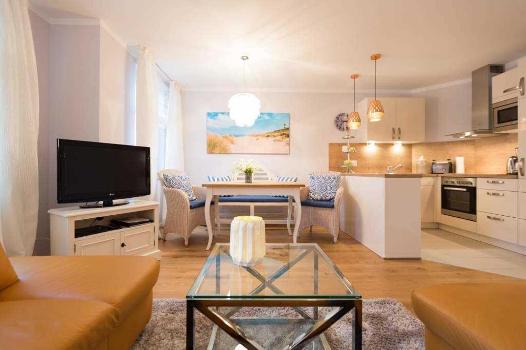 Haus Am Kurpark, App Ahlbeck Apartment Heringsdorf  Exterior photo